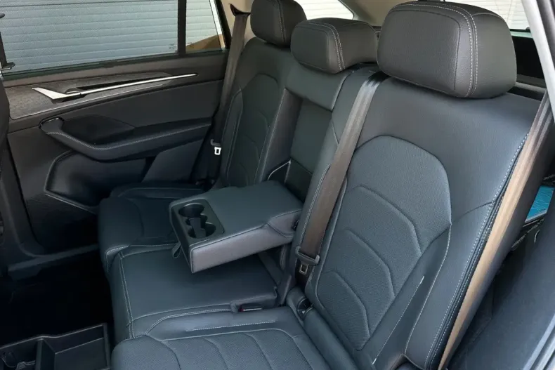 Skoda Kodiaq din 2024 cu 20.527 km - oferta SKO165437 - foto 39