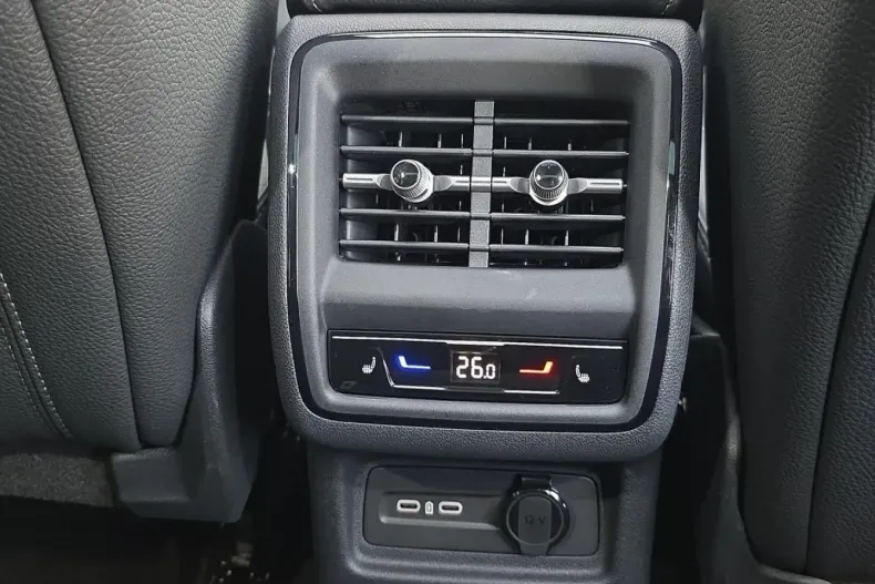 Skoda Kodiaq din 2024 cu 24.000 km - oferta SKO165439 - foto 12