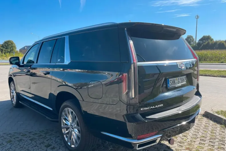 Cadillac Escalade din 2023 cu 69.800 km - oferta CAD165444 - foto 5