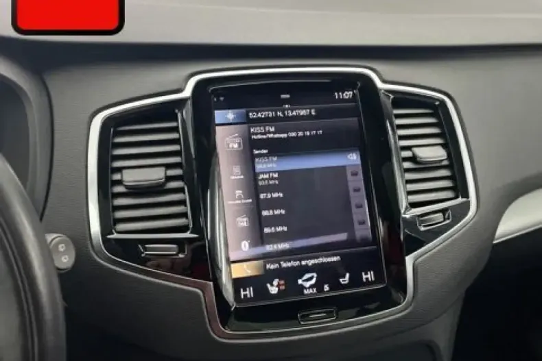 Volvo XC90 din 2022 cu 59.987 km - oferta VOL165446 - foto 24