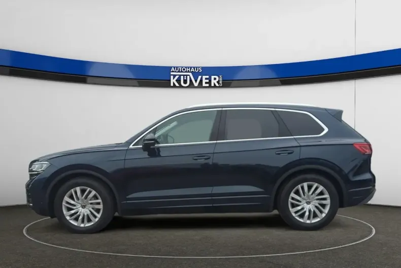 Volkswagen Touareg din 2024 cu 47.700 km - oferta VOL165447 - foto 2