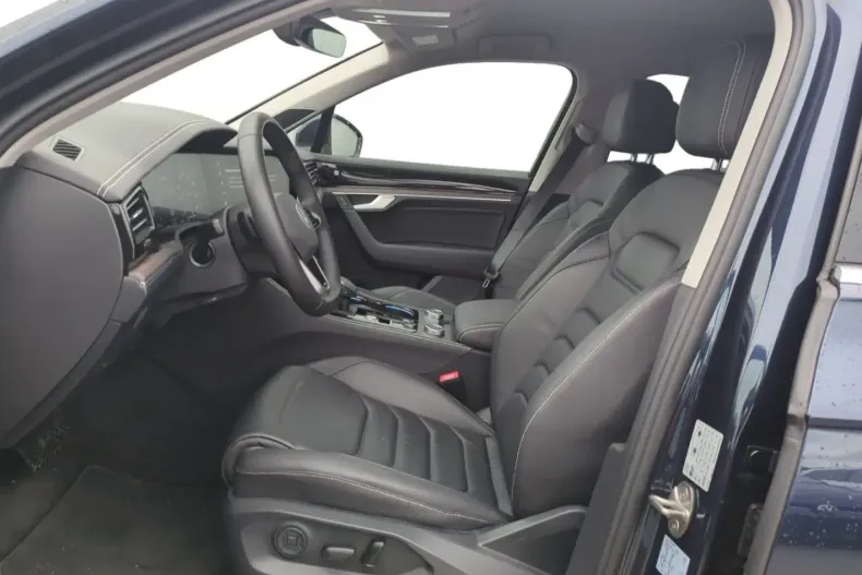 Volkswagen Touareg din 2024 cu 47.700 km - oferta VOL165447 - foto 7