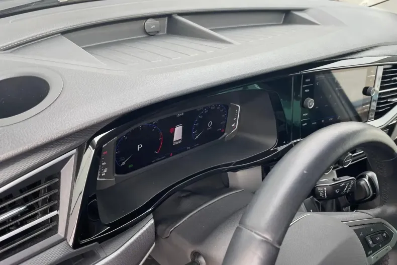 Volkswagen T6 Caravelle din 2023 cu 31.000 km - oferta VOL165452 - foto 28