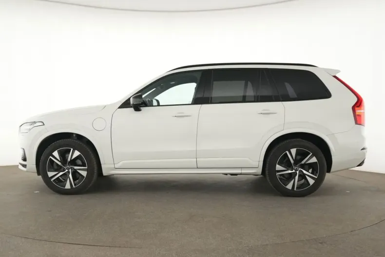 Volvo XC90 din 2022 cu 71.680 km - oferta VOL165453 - foto 8