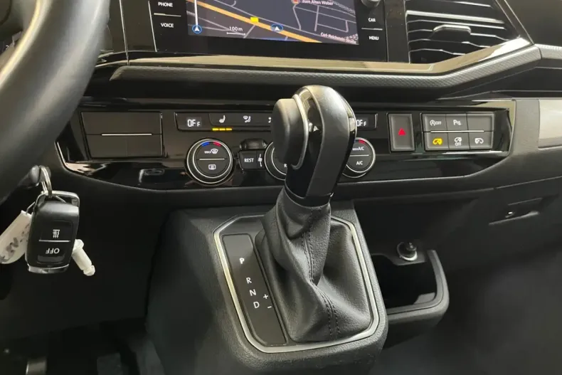 Volkswagen T6 Multivan din 2022 cu 69.789 km - oferta VOL165458 - foto 9