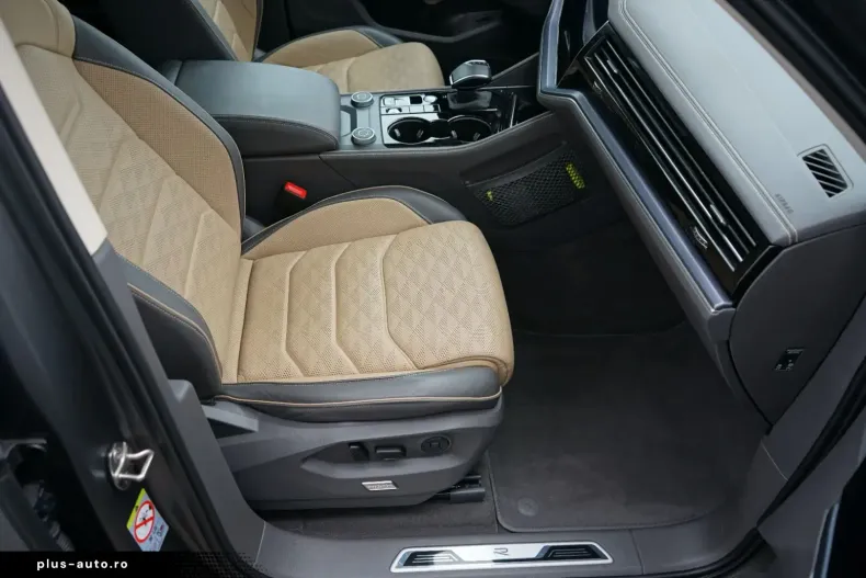 Volkswagen Touareg din 2024 cu 48.900 km - oferta VOL165466 - foto 5