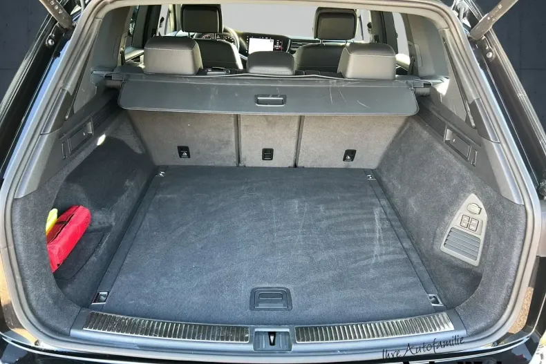 Volkswagen Touareg din 2025 cu 26.020 km - oferta VOL165467 - foto 8