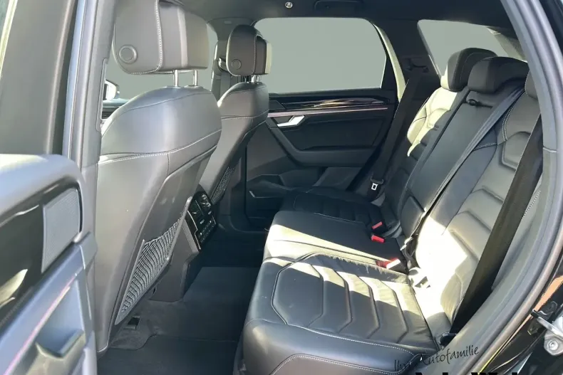 Volkswagen Touareg din 2025 cu 26.020 km - oferta VOL165467 - foto 11