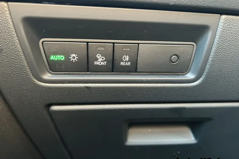 Volkswagen Touareg din 2025 cu 26.020 km - oferta VOL165467 - foto 18