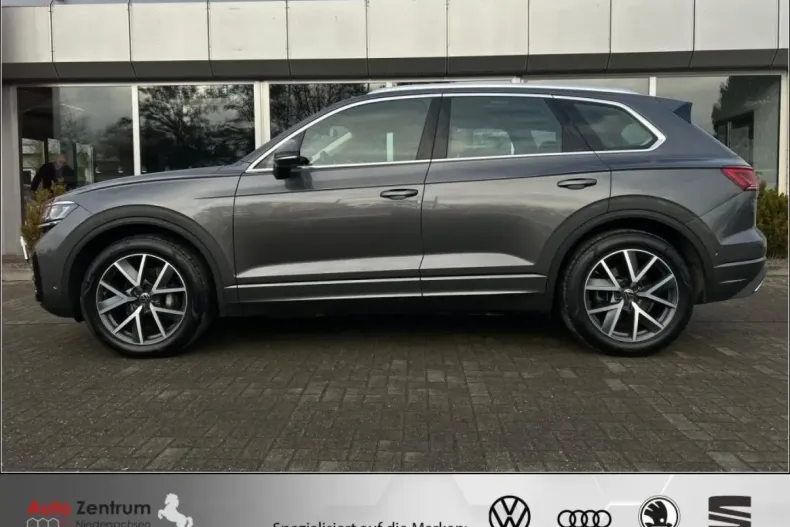 Volkswagen Touareg din 2025 cu 18.788 km - oferta VOL165468 - foto 10