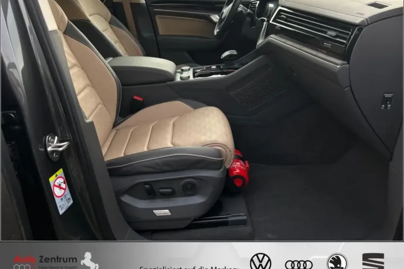 Volkswagen Touareg din 2025 cu 18.788 km - oferta VOL165468 - foto 15