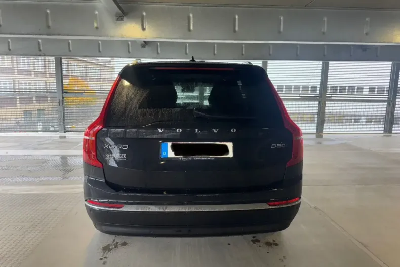 Volvo XC90 din 2022 cu 91.161 km - oferta VOL165474 - foto 8