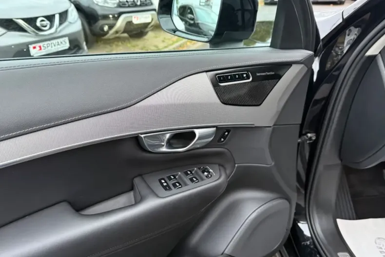 Volvo XC90 din 2022 cu 83.000 km - oferta VOL165476 - foto 14