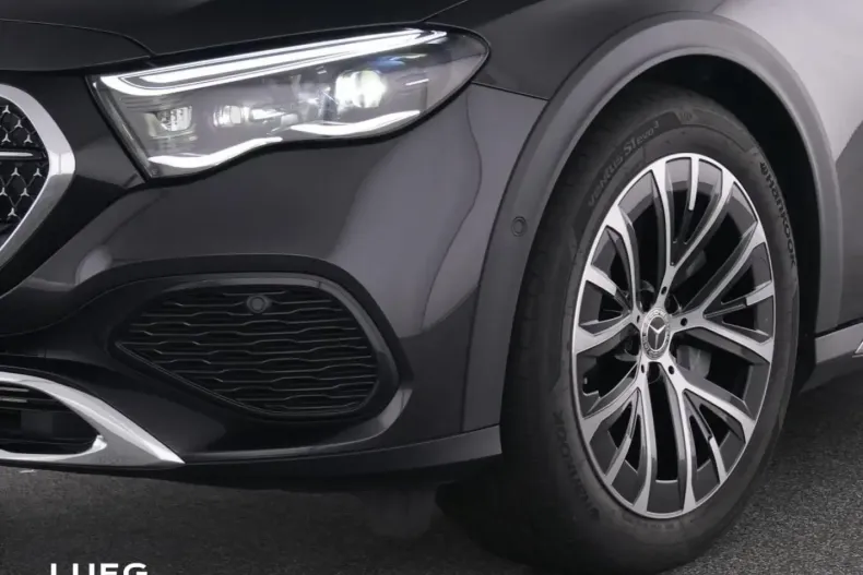 Mercedes-Benz E 300 din 2024 cu 14.701 km - oferta MER165478 - foto 9