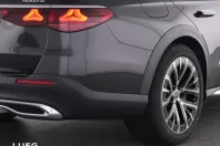 Mercedes-Benz E 300 din 2024 cu 14.701 km - oferta MER165478 - foto 10