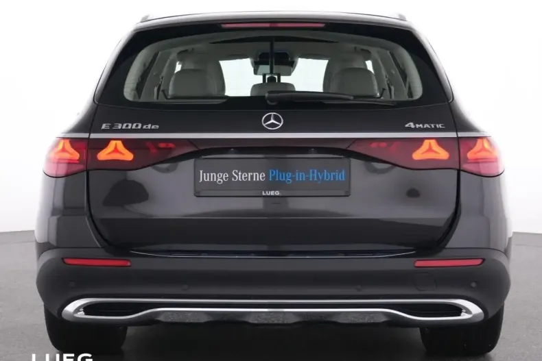 Mercedes-Benz E 300 din 2024 cu 14.701 km - oferta MER165478 - foto 16