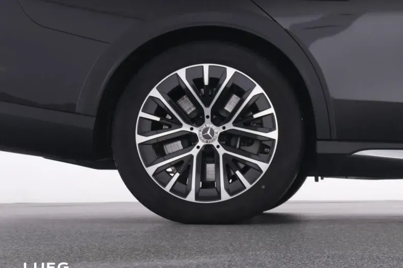 Mercedes-Benz E 300 din 2024 cu 14.701 km - oferta MER165478 - foto 23