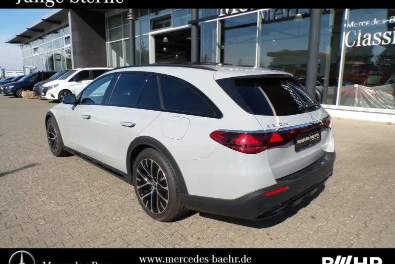 Mercedes-Benz E 300 din 2024 cu 14.750 km - oferta MER165481 - foto 3