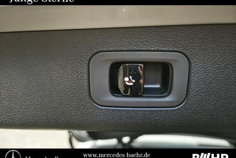 Mercedes-Benz E 300 din 2024 cu 14.750 km - oferta MER165481 - foto 12