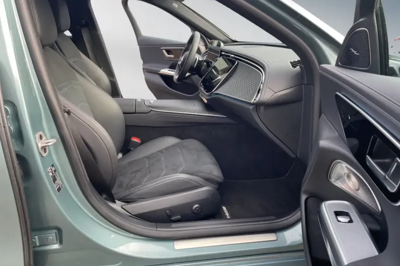 Mercedes-Benz E 300 din 2025 cu 15.500 km - oferta MER165483 - foto 17