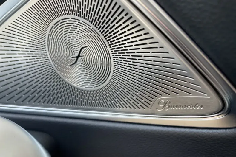 Mercedes-Benz E 300 din 2025 cu 15.500 km - oferta MER165483 - foto 21