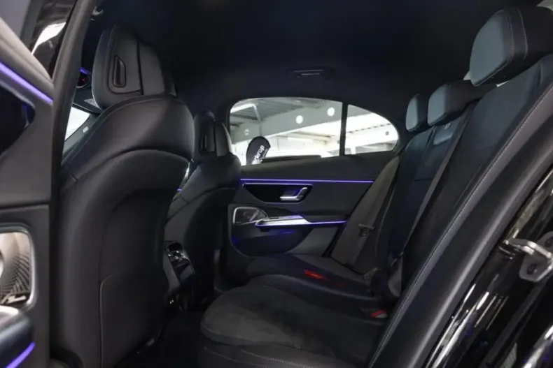 Mercedes-Benz E 300 din 2024 cu 8.229 km - oferta MER165486 - foto 7