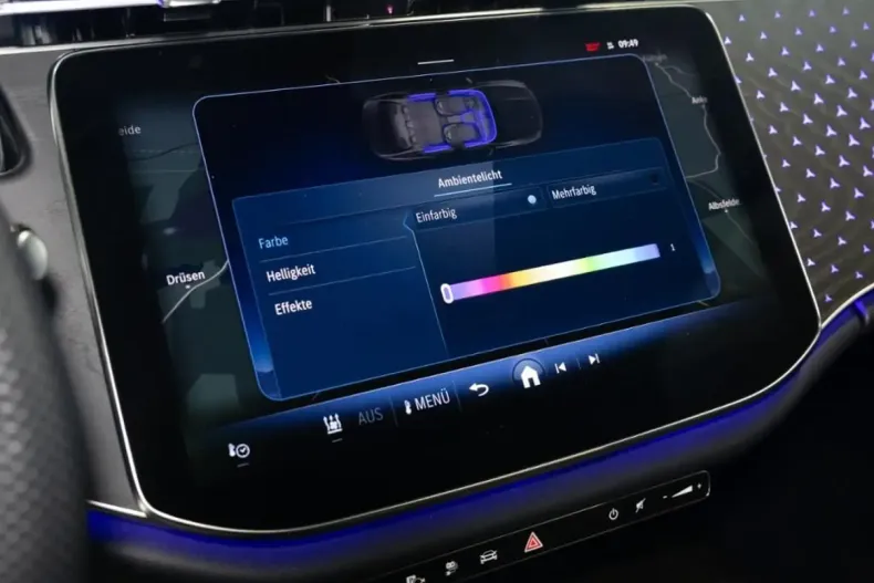 Mercedes-Benz E 300 din 2024 cu 8.229 km - oferta MER165486 - foto 10