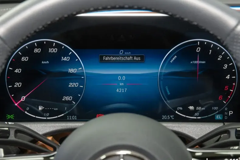 Mercedes-Benz E 300 din 2025 cu 4.216 km - oferta MER165488 - foto 20