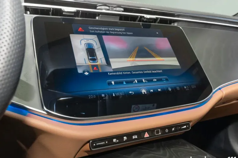 Mercedes-Benz E 300 din 2025 cu 4.216 km - oferta MER165488 - foto 21