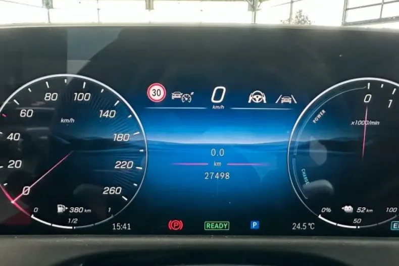 Mercedes-Benz E 300 din 2024 cu 27.491 km - oferta MER165490 - foto 14