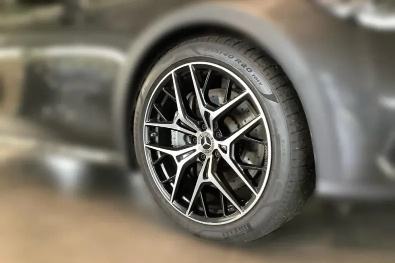 Mercedes-Benz E 300 din 2024 cu 41.052 km - oferta MER165493 - foto 4