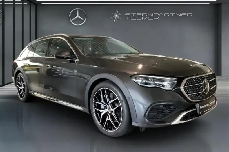 Mercedes-Benz E 300 din 2024 cu 41.052 km - oferta MER165493 - foto 20