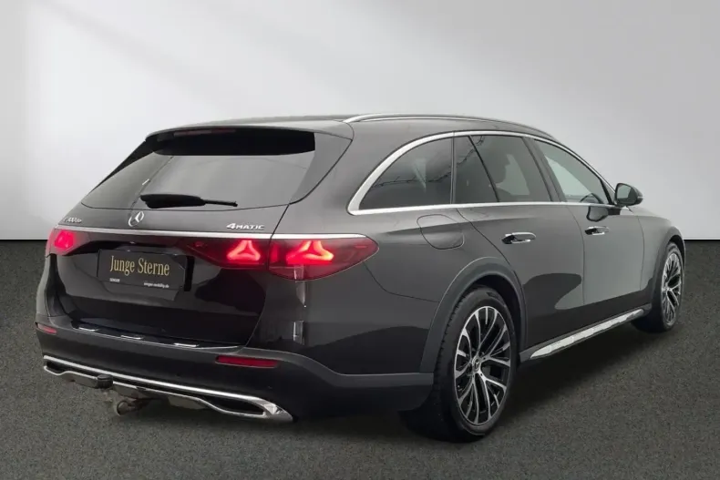 Mercedes-Benz E 300 din 2024 cu 39.500 km - oferta MER165495 - foto 4