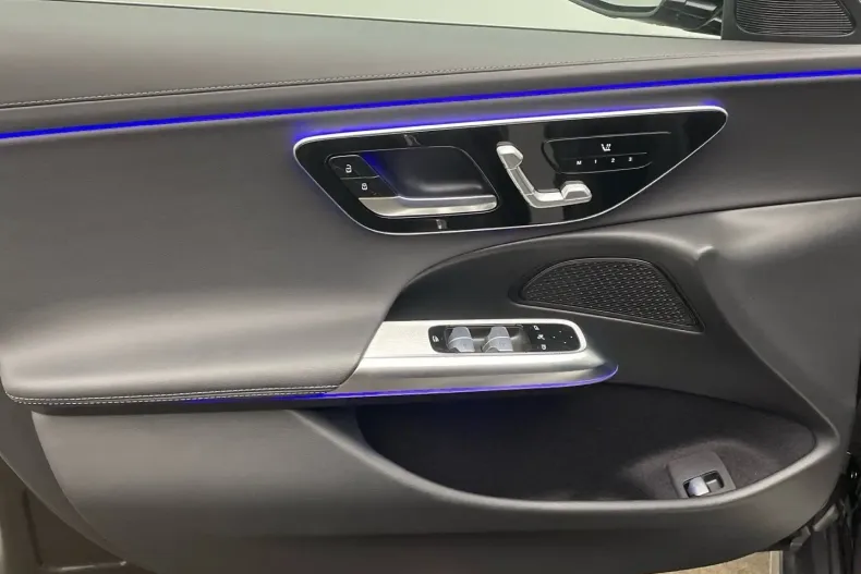 Mercedes-Benz E 300 din 2024 cu 39.500 km - oferta MER165495 - foto 15