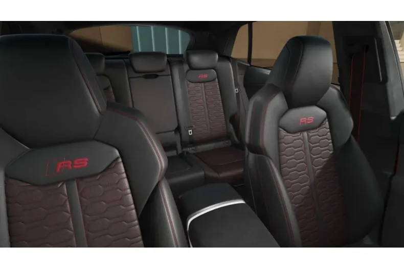 Audi RSQ8 din 2024 cu 3.526 km - oferta AUD165505 - foto 7