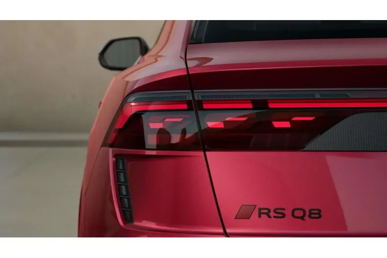 Audi RSQ8 din 2024 cu 3.526 km - oferta AUD165505 - foto 11