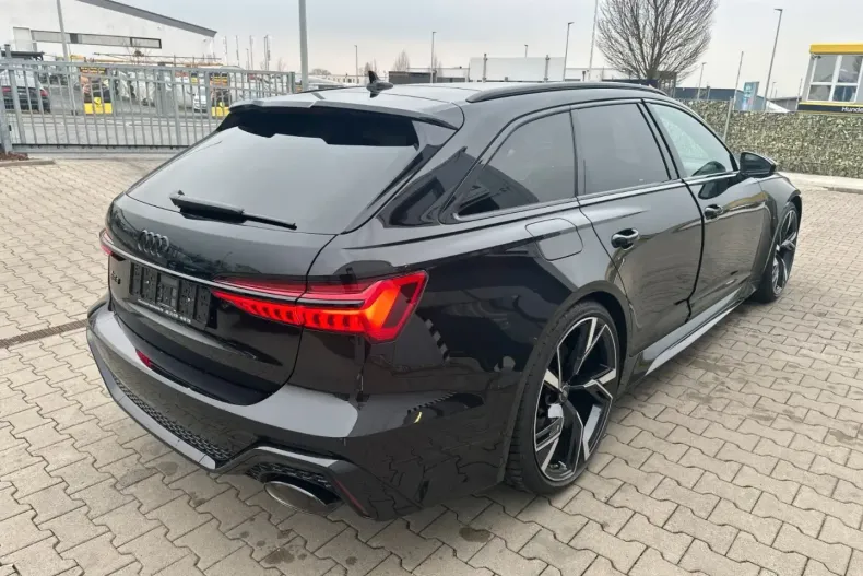 Audi RS6 din 2024 cu 12.000 km - oferta AUD165508 - foto 6