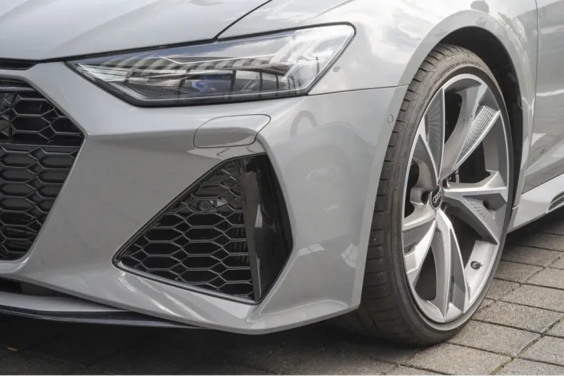 Audi RS6 din 2024 cu 22.732 km - oferta AUD165509 - foto 5