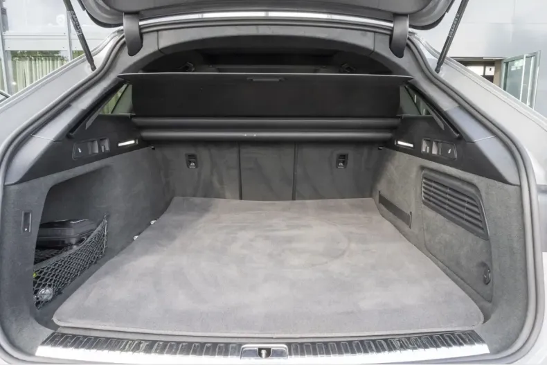 Audi RS6 din 2024 cu 22.732 km - oferta AUD165509 - foto 6