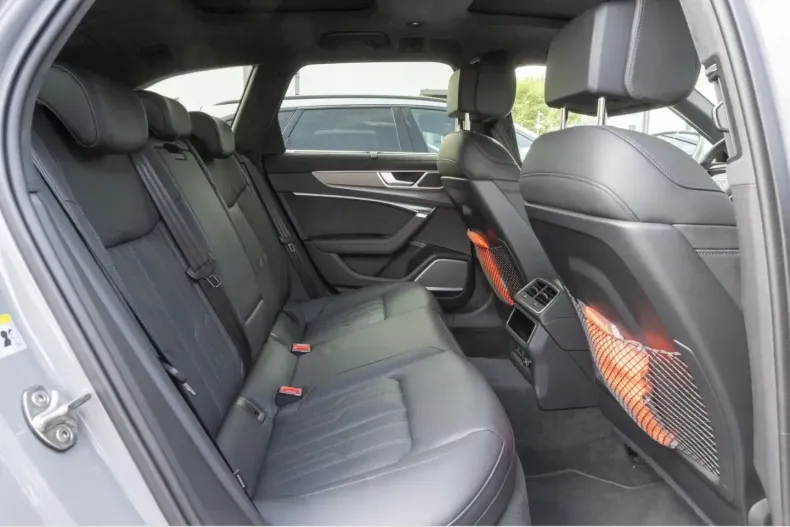 Audi RS6 din 2024 cu 22.732 km - oferta AUD165509 - foto 10