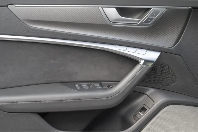 Audi RS6 din 2024 cu 22.732 km - oferta AUD165509 - foto 15