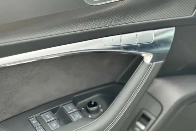 Audi RS6 din 2024 cu 16.000 km - oferta AUD165510 - foto 15