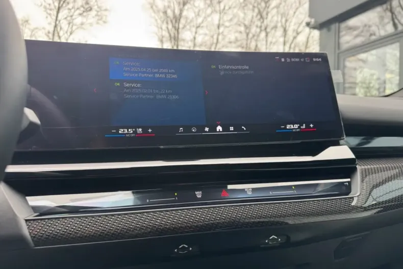 BMW M5 din 2025 cu 9.500 km - oferta BMW165514 - foto 37