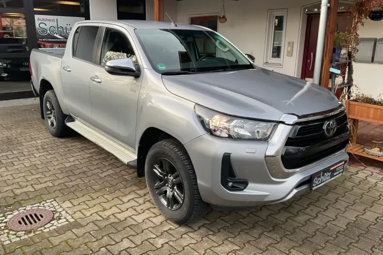 Toyota Hilux din 2021 cu 72.980 km - oferta TOY165516 - foto 1
