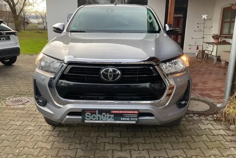 Toyota Hilux din 2021 cu 72.980 km - oferta TOY165516 - foto 2