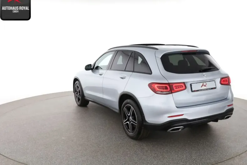 Mercedes-Benz GLC 200 din 2021 cu 50.000 km - oferta MER165520 - foto 4