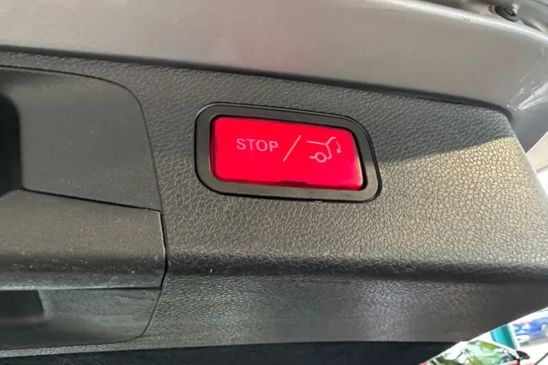 Mercedes-Benz E 220 din 2021 cu 55.000 km - oferta MER165537 - foto 14