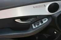 Mercedes-Benz GLC 200 din 2020 cu 72.900 km - oferta MER165545 - foto 16