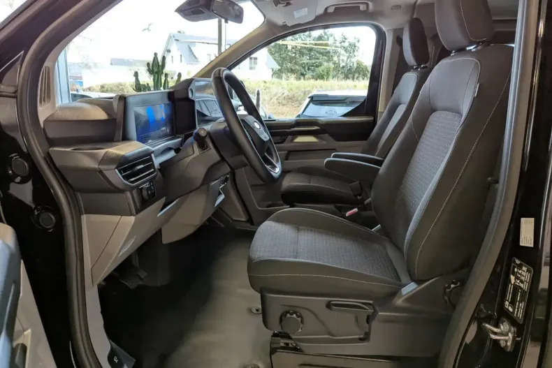 Ford Transit Custom din 2025 cu 9.831 km - oferta FOR165546 - foto 11