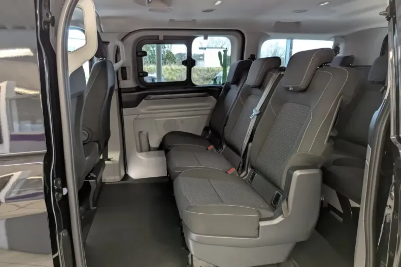 Ford Transit Custom din 2025 cu 9.831 km - oferta FOR165546 - foto 12